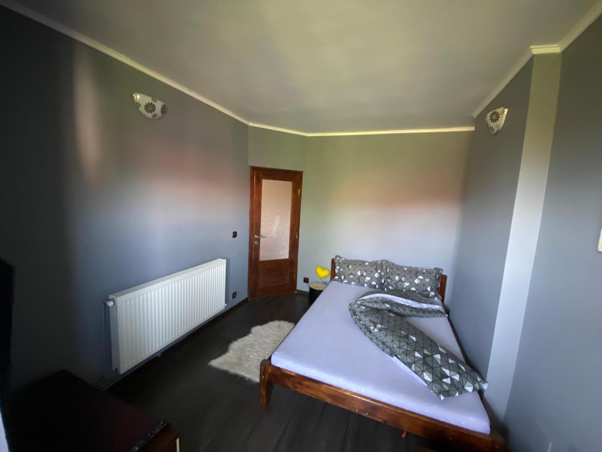 Comfort Home Apartment 2 Petroşani المظهر الخارجي الصورة